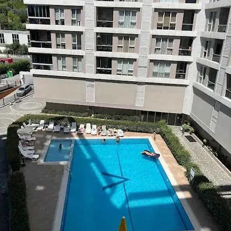 Apartment Cosy House Pool-gym-wifi-air Conditioner-car Park