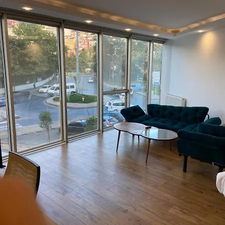 Cosy House Pool-gym-wifi-air Conditioner-car Park Apartment Istanbul