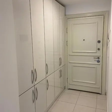 Cosy House Pool-gym-wifi-air Conditioner-car Park Istanbul